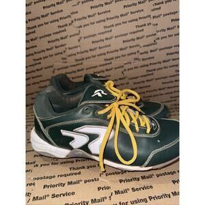 Ringor Dynasty II 2.0 Metal Spikes Women’s Softball Cleats Size 9.5 Green/ White